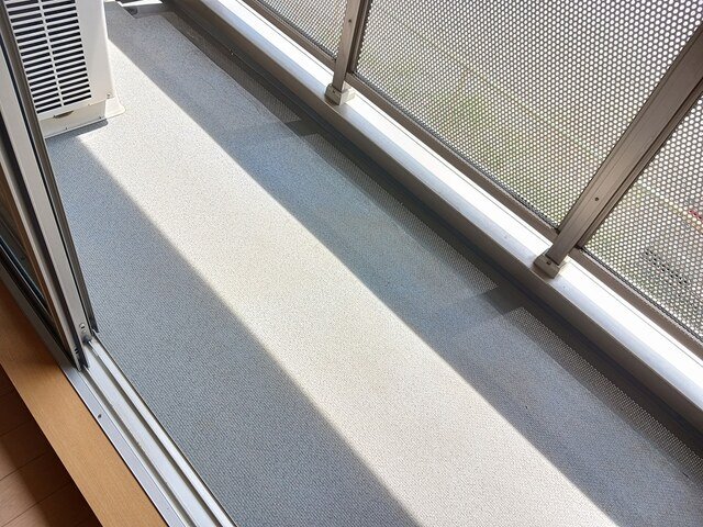 バルコニー　開放的で明るい空間を演出してくれるバルコニーです