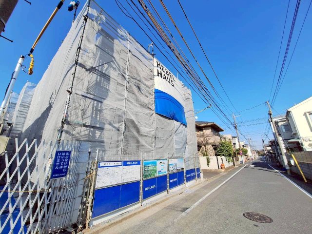 エントランス　住環境良好の立地