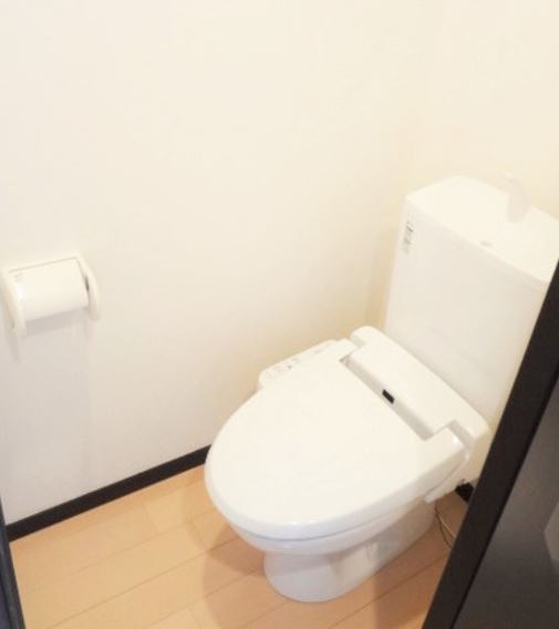 トイレ　★温水洗浄便座★