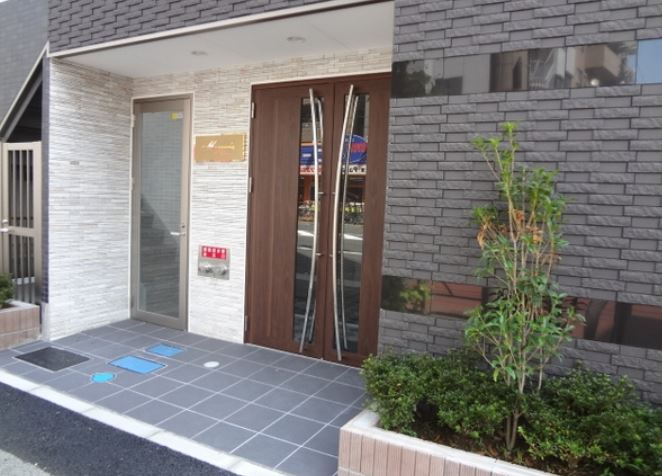 エントランス　★洗練されたデザインのエントランス★