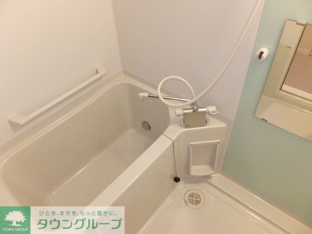 居室・リビング　洋室　【カーテン・エアコン】