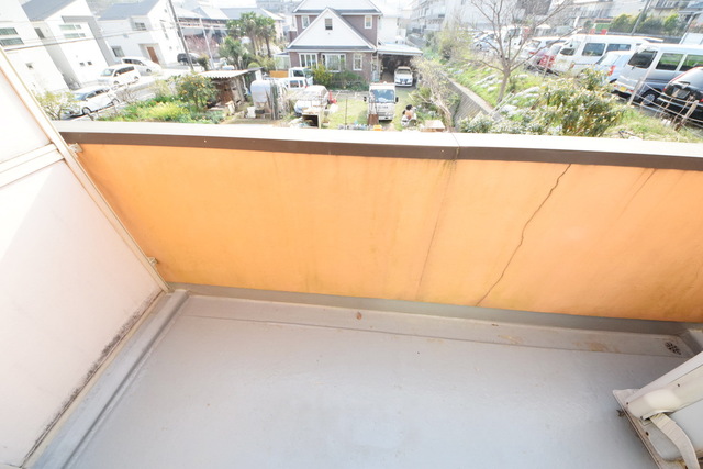 バルコニー　～今日は朝からお洗濯～