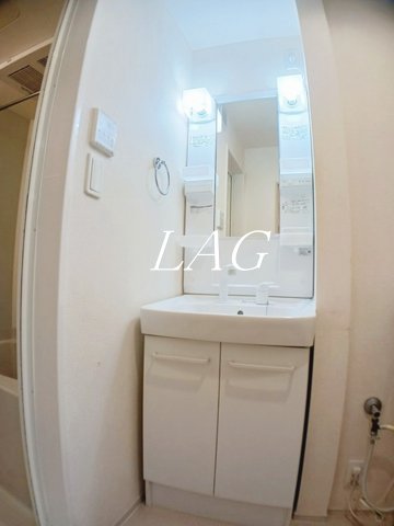 洗面設備　洗面台です。