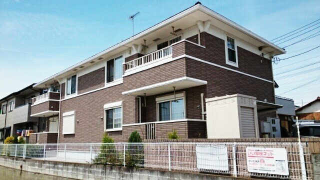 建物外観　外観は落ち着いています