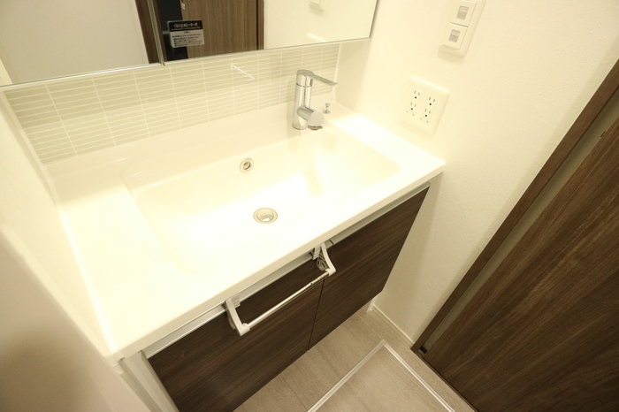 洗面設備　洗髪洗面化粧台