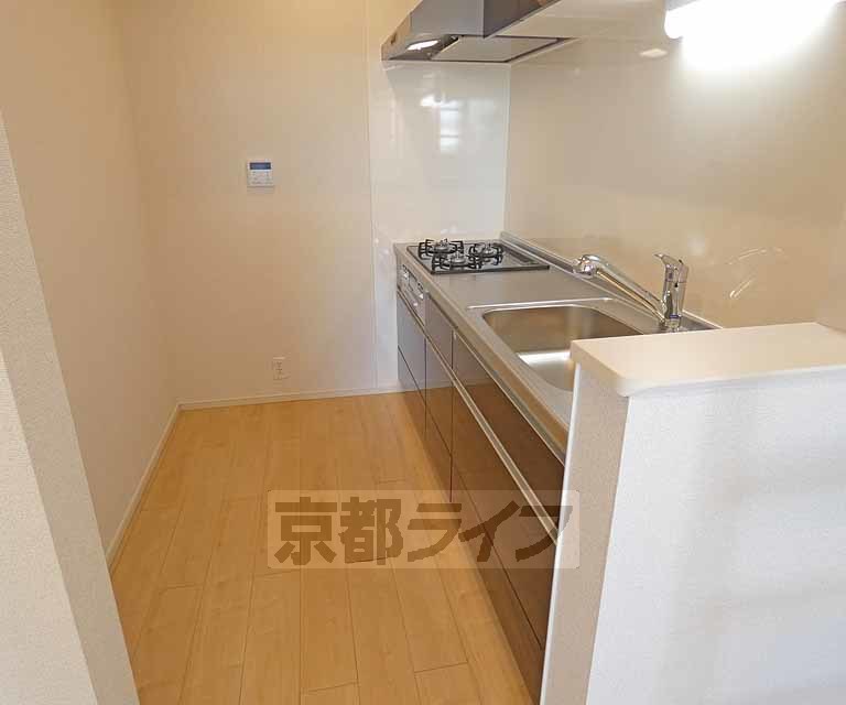 キッチン　３口コンロシステムキッチン