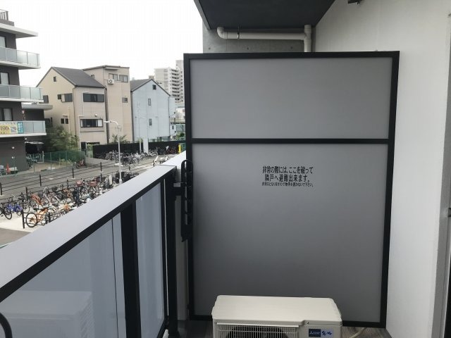 バルコニー
