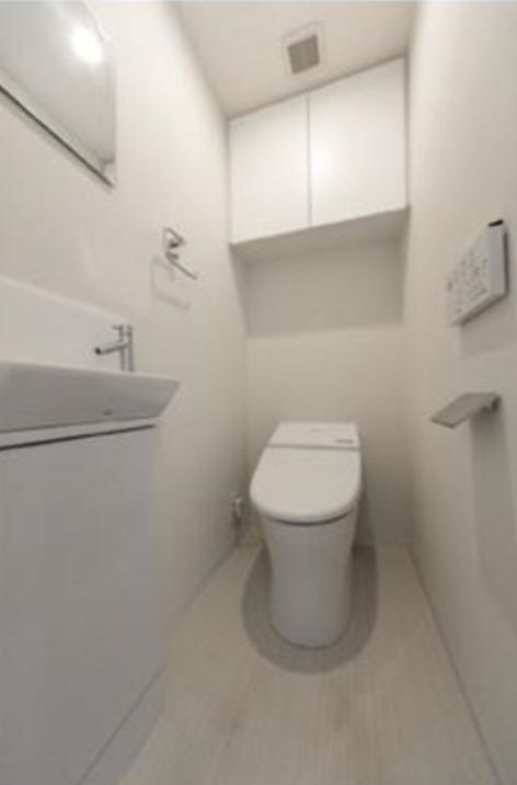 トイレ　ゆったりとした空間のトイレです