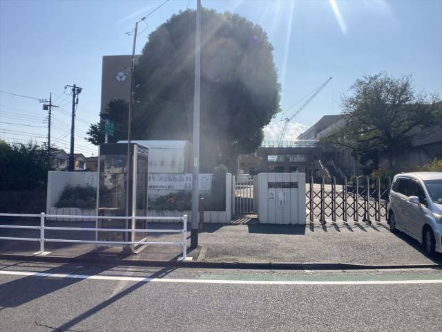 中学校　厚木市立藤塚中学校（中学校）まで1236m