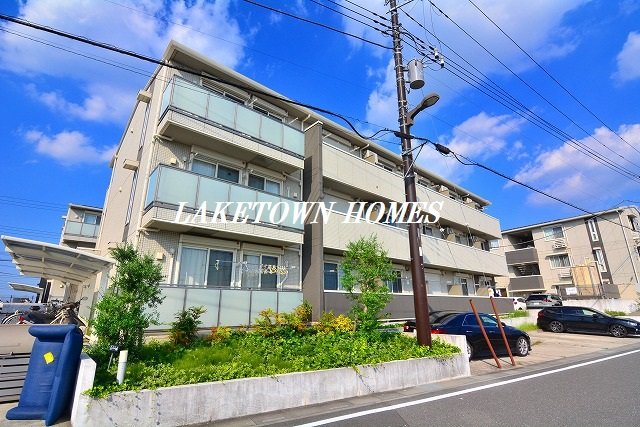 建物外観　吉川市のお住まい探しなら当社にお任せください。