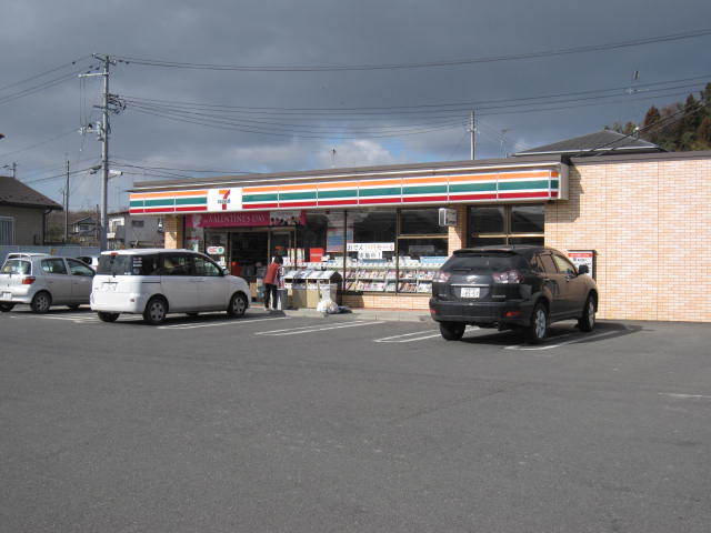 コンビニ　セブンレブン須賀川下宿店（コンビニ）まで180m