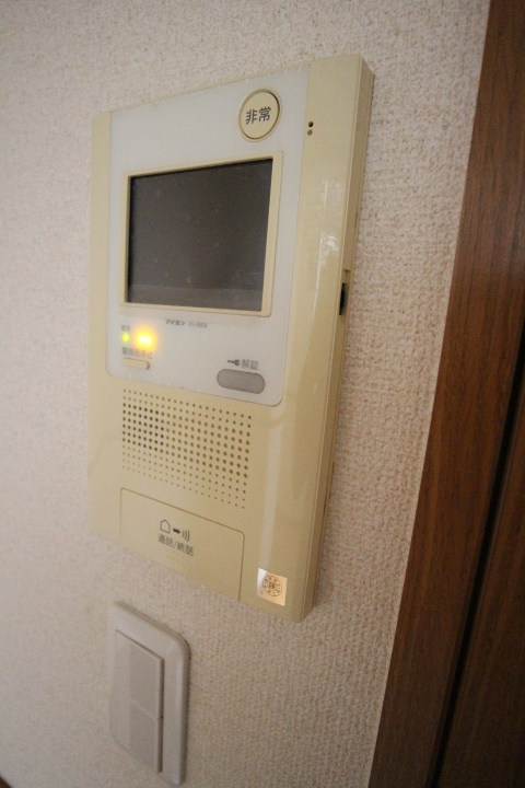 その他設備　モニタ付きインターホン　※前回退去時参考写真