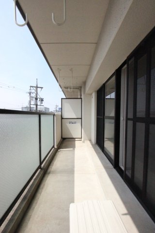 バルコニー　参考写真です。現況優先。