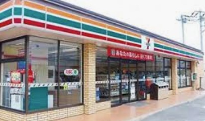 コンビニ　セブンイレブン 中野中央3丁目店（コンビニ）まで236m