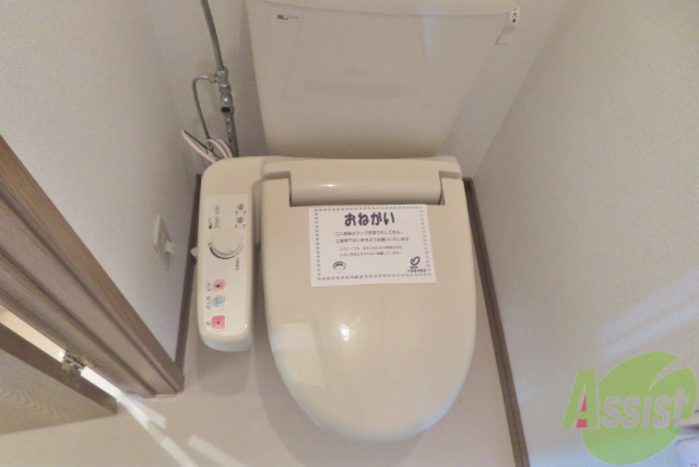 トイレ　ウォシュレット付きのトイレは便利ですね。