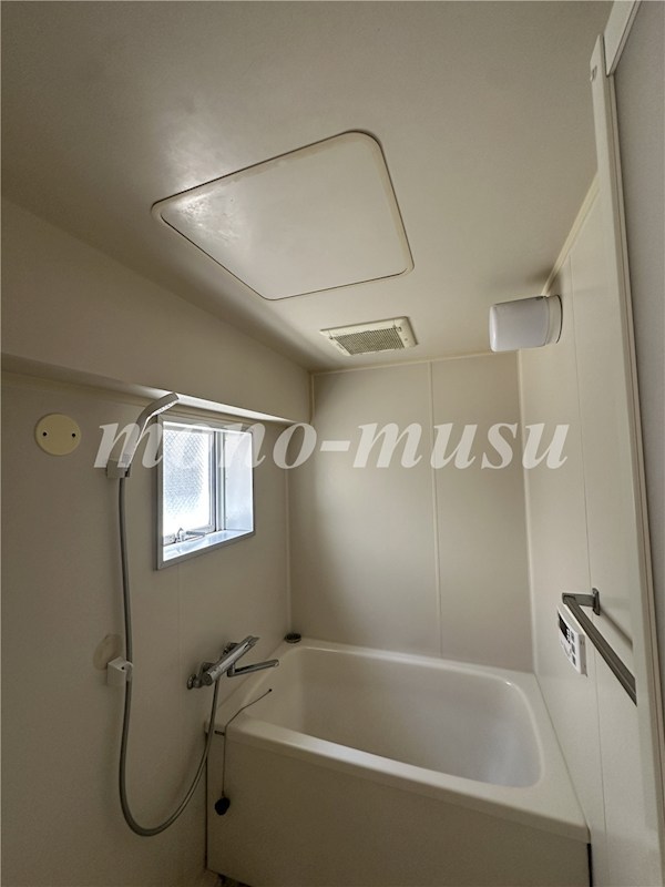 バス・シャワールーム　別部屋参考写真