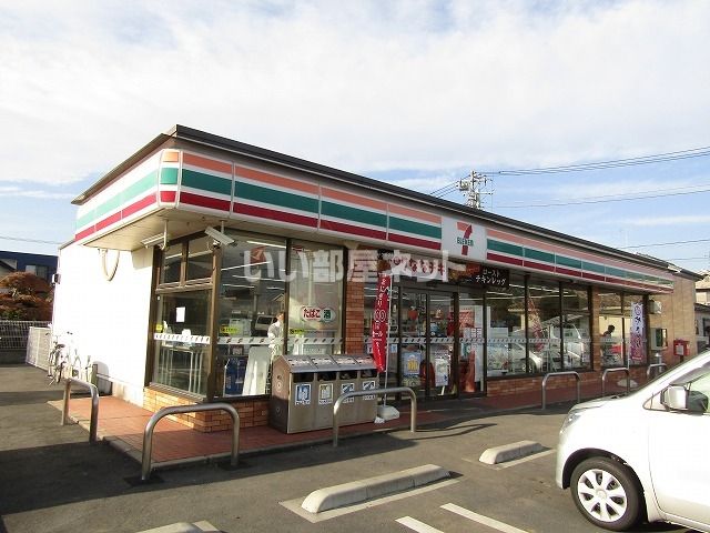 コンビニ　セブンイレブン大網白里バイパス店（コンビニ）まで757m