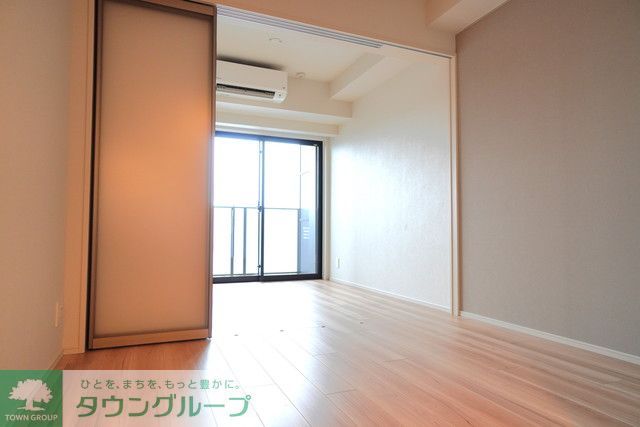 居室・リビング　反転タイプ