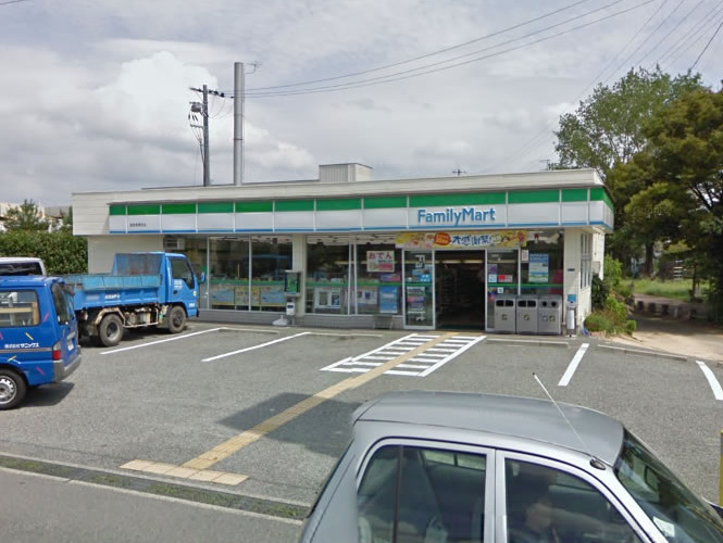 コンビニ　ファミリーマート宝塚美幸町店（コンビニ）まで1106m