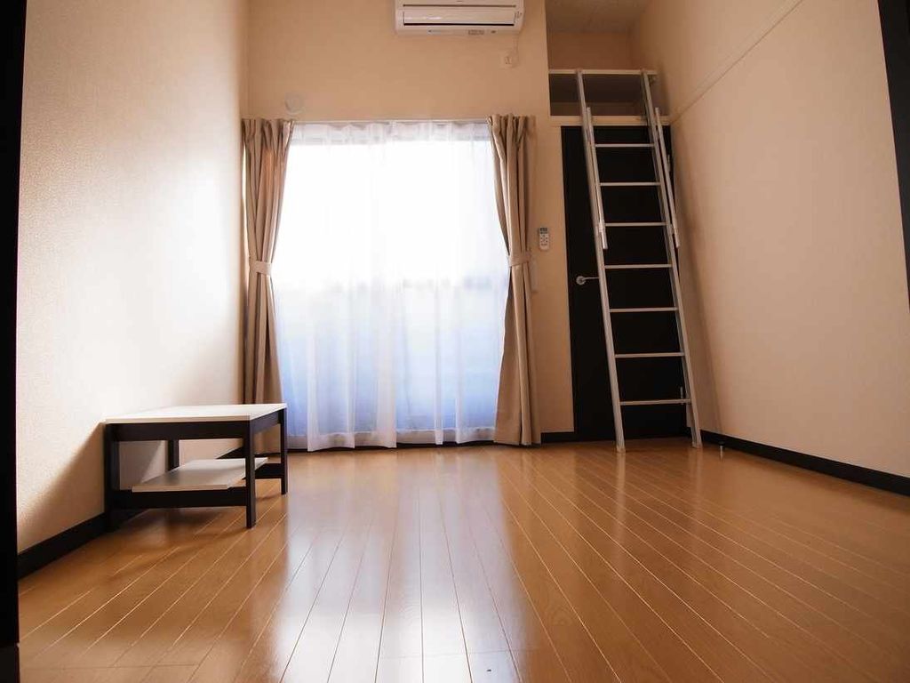 その他部屋・スペース　上部まで収納可能な空間を活用したお部屋です