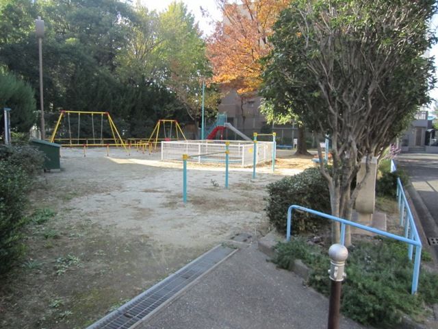 公園　石神公園（公園）まで389m