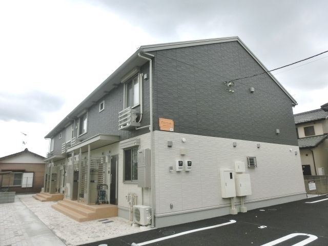 建物外観　ペットと一緒に暮らせます。