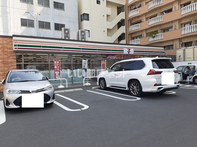 コンビニ　セブンイレブン 鹿児島堀江町店（コンビニ）まで221m