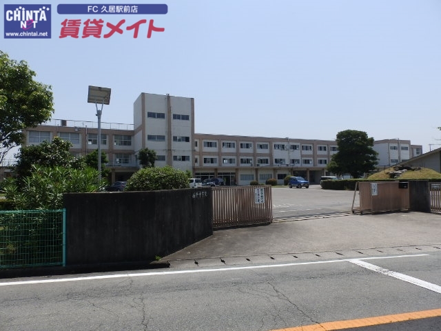 中学校　松阪市立嬉野中学校（中学校）まで3410m