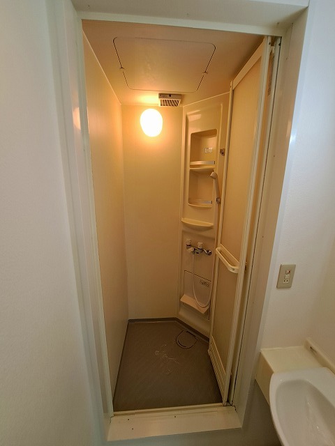 バス・シャワールーム　※同建物参考写真