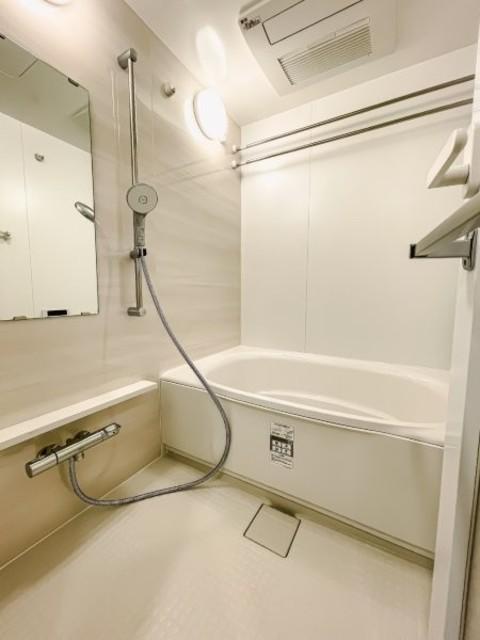 バス・シャワールーム　※写真は同タイプ住戸です。