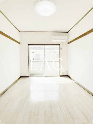 居室・リビング　洋室のお部屋です。