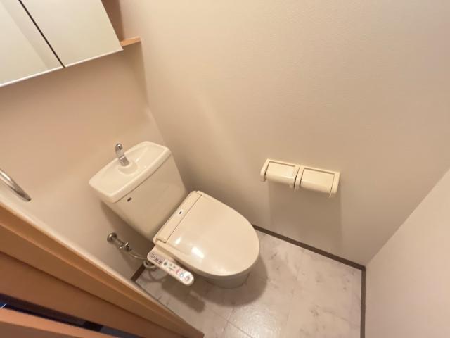 トイレ　シャワー付トイレ