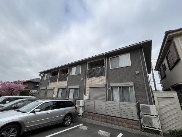 建物外観　シックな外観ですね。