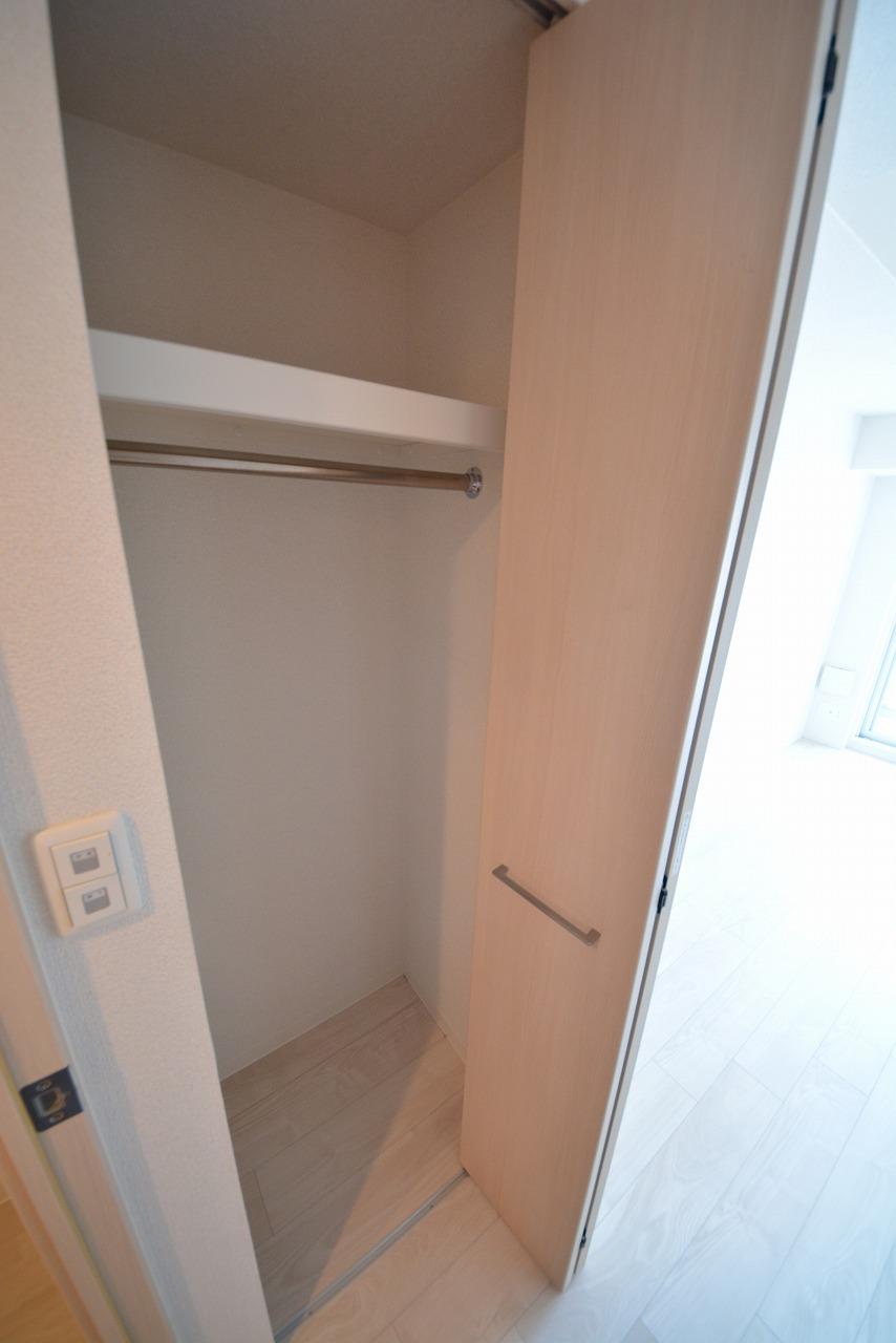 収納　プレサンス上町台リベルテ　クローゼット