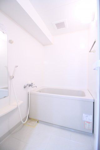 バス・シャワールーム　加藤医院ビル　荒川区東日暮里5