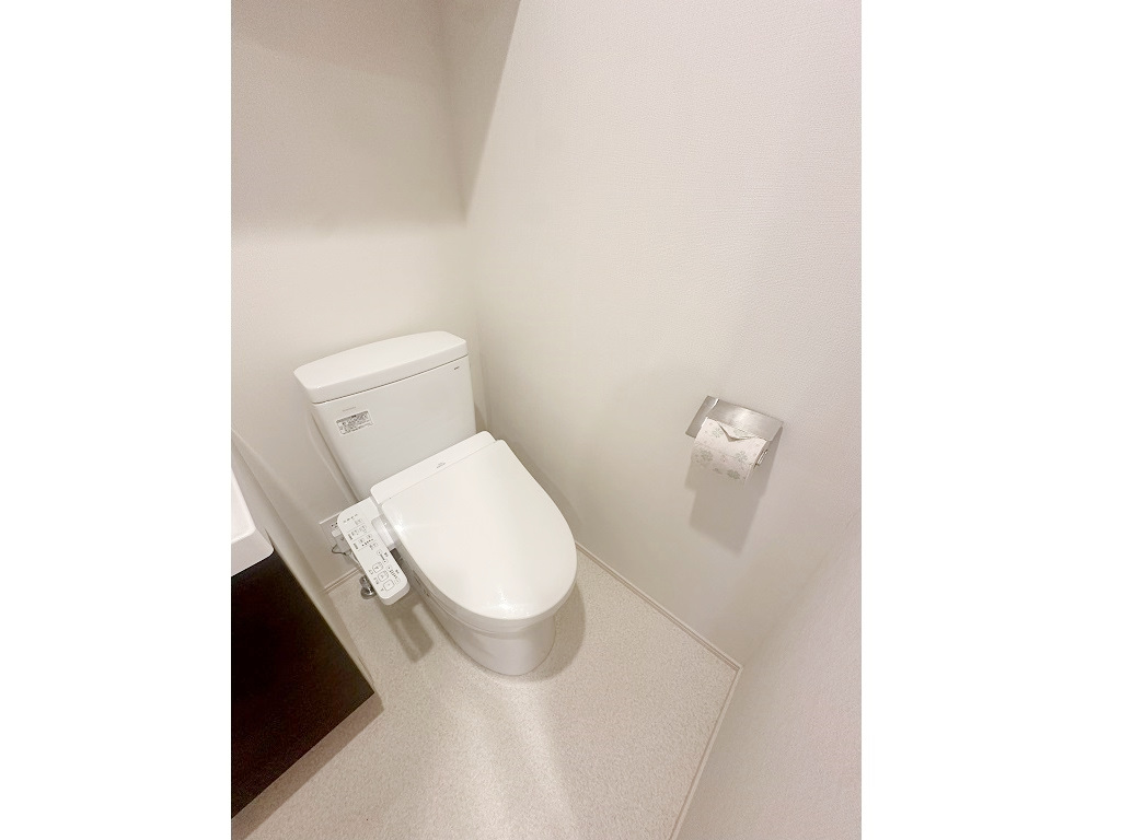 トイレ　おしゃれな内装です