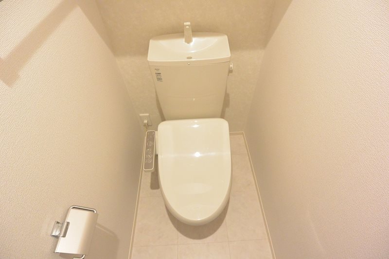 トイレ　トイレって何故か落ち着くスペースですね