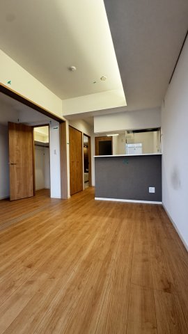 地下鉄七隈線 薬院大通駅 徒歩3分 12階建 築3年の居間写真