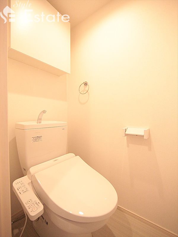 名鉄名古屋本線 栄生駅 徒歩5分 3階建 築7年のトイレ写真