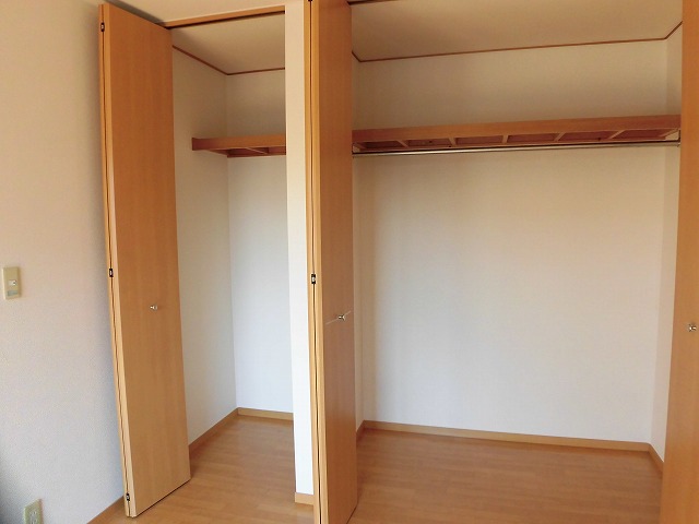 収納　洋室のクローゼット