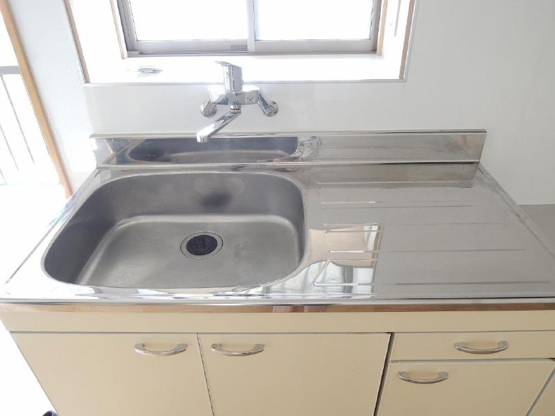 キッチン　シンクぴかぴかです♪
