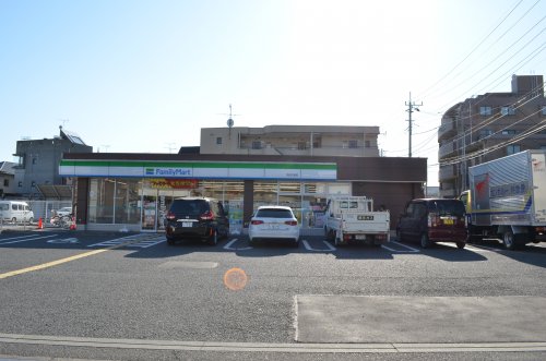 コンビニ　ファミリーマート 所沢久米店（コンビニ）まで1004m