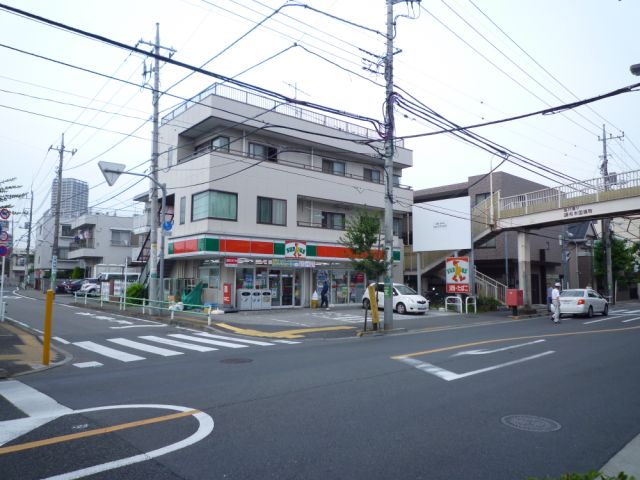 コンビニ　サンクス（コンビニ）まで290m