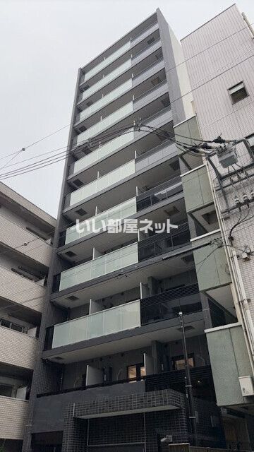 【ジェノヴィア横浜石川町の建物外観】