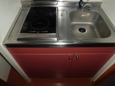 キッチン　2口電気コンロ付ミニキッチン。