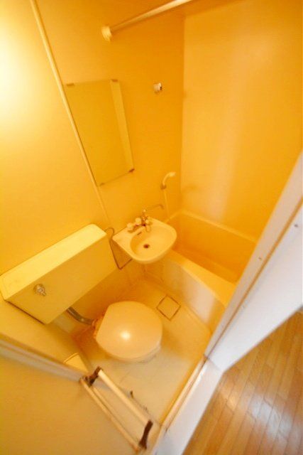 バス・シャワールーム　内装