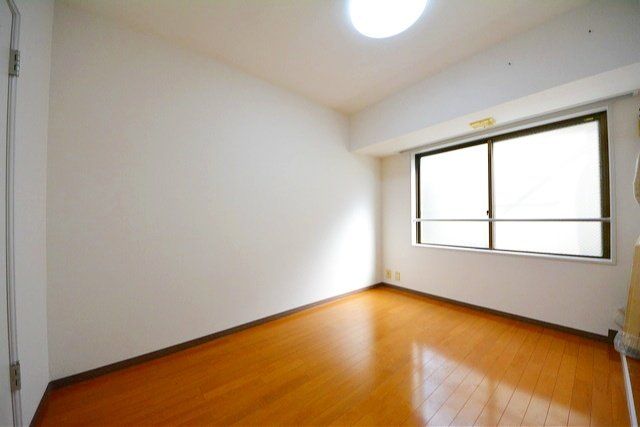 居室・リビング　内装