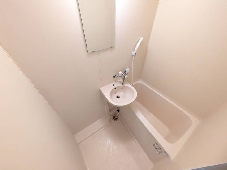 バス・シャワールーム　浴室