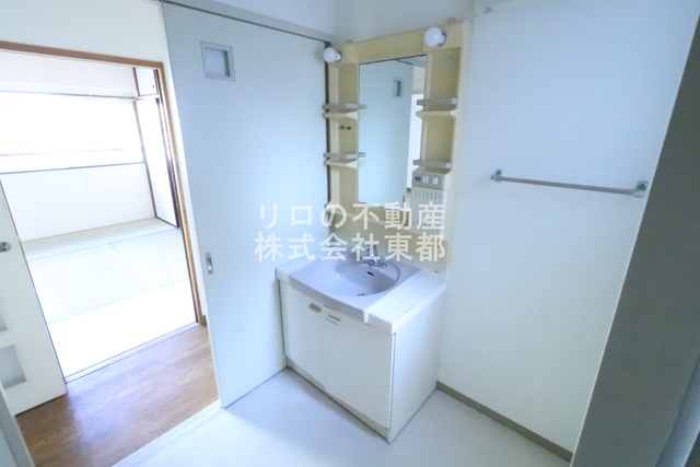 洗面設備　朝の忙しい時間帯にとても便利！