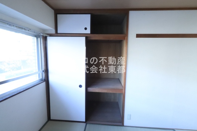 収納　奥行のある収納付です！増えがちな荷物をもスッキリ収納できます